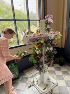 Img 8562 Flowering Of Cross002